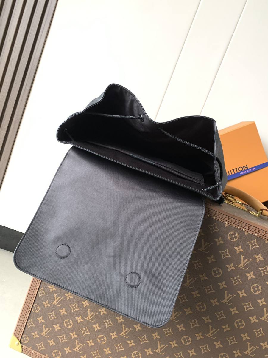 Louis Vuitton Fastline Backpack M15262 30 x 40 x 14 7408