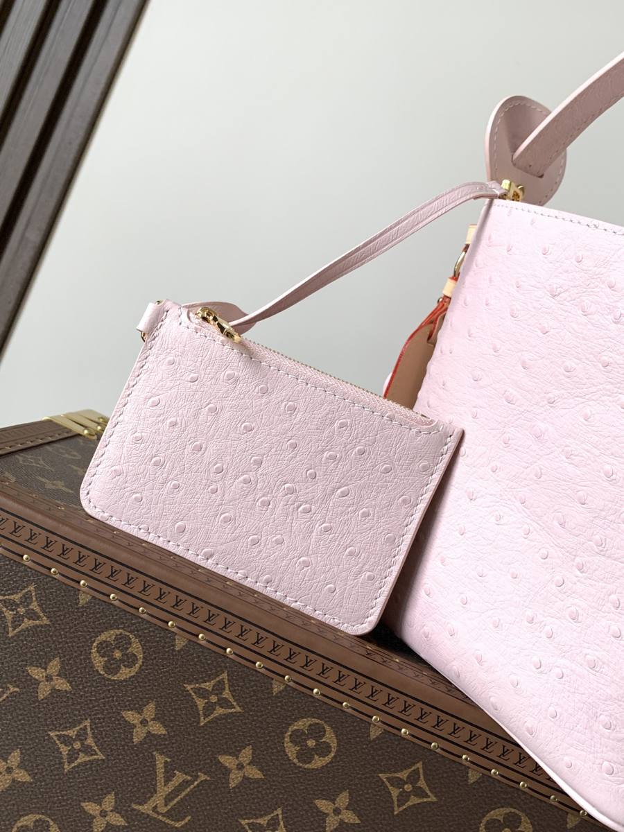 Louis Vuitton Handbag M12925 FD4D