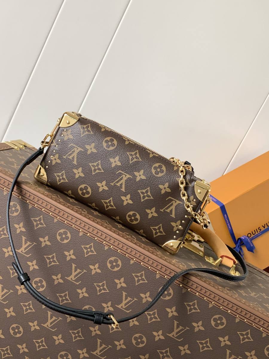 Louis Vuitton Handbag M13147 Slim Tru 17E5