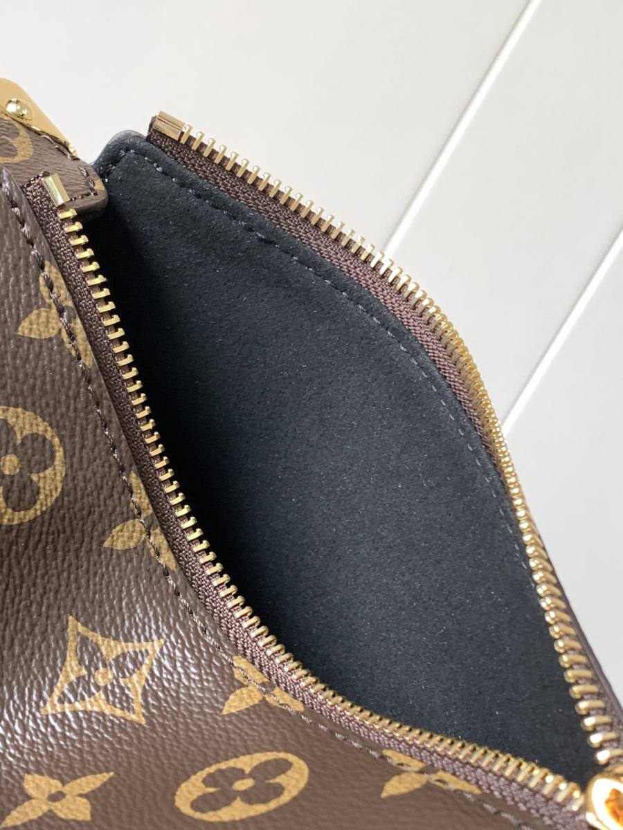 Louis Vuitton Handbag M13147 Slim Tru 17E5