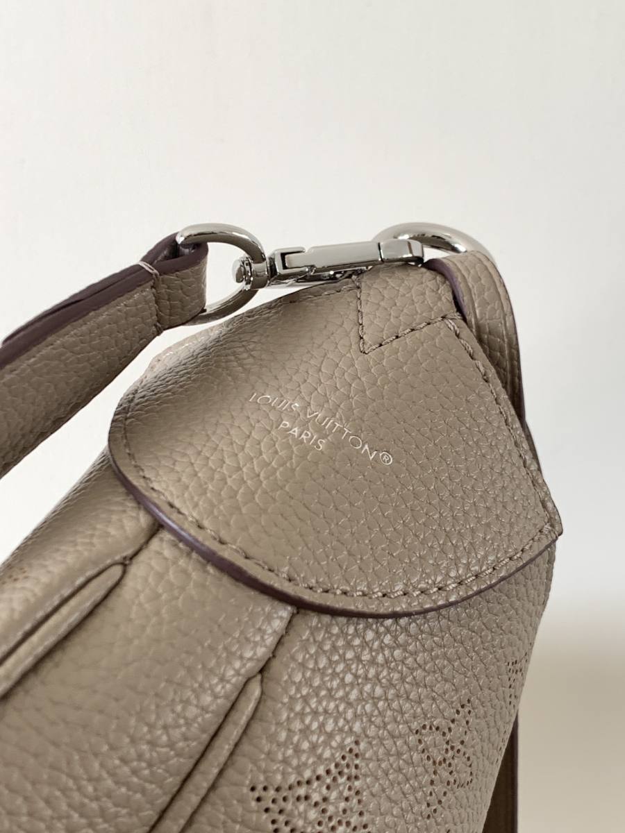 Louis Vuitton Handbag M14617 4EAA