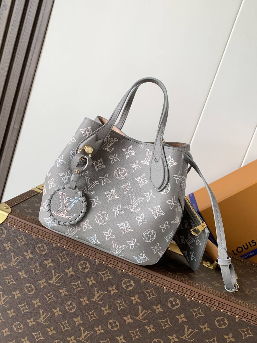 Louis Vuitton Handbag M23758 61ED