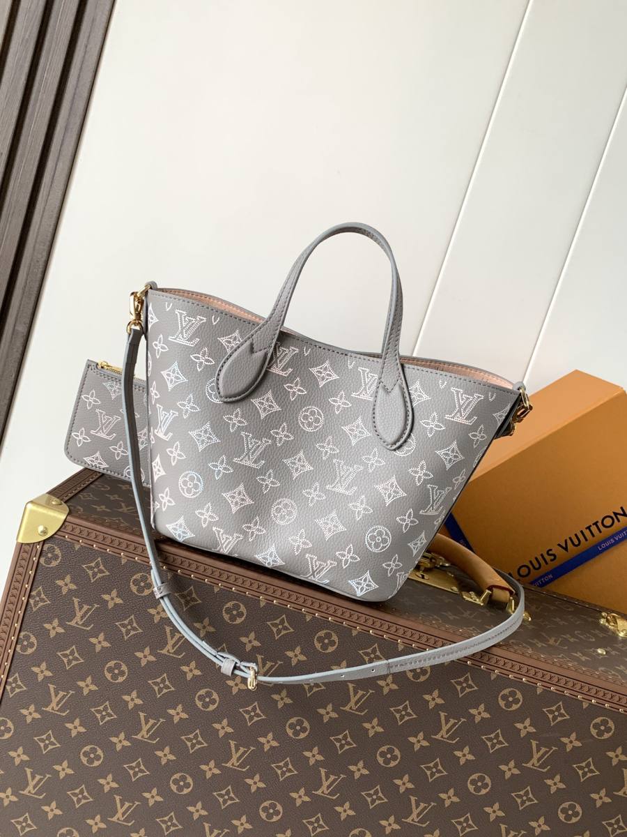 Louis Vuitton Handbag M23758 61ED
