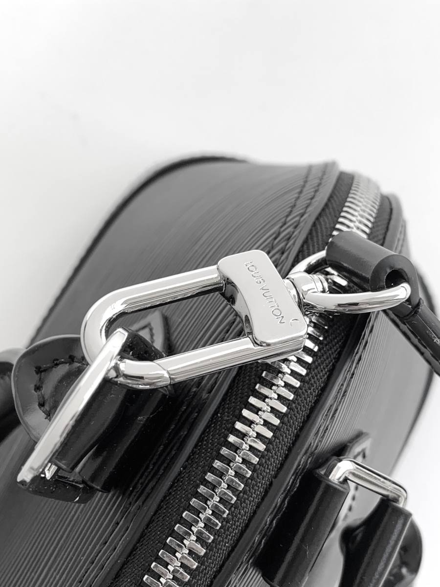 Louis Vuitton Handbag M24645 E203