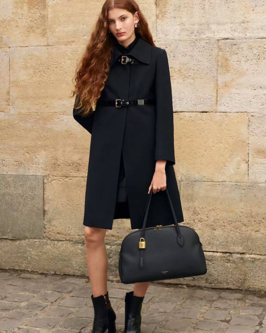 Louis Vuitton Handbag M26257 BDA8