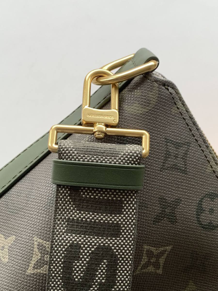 Louis Vuitton Handbag M27181 D2DA
