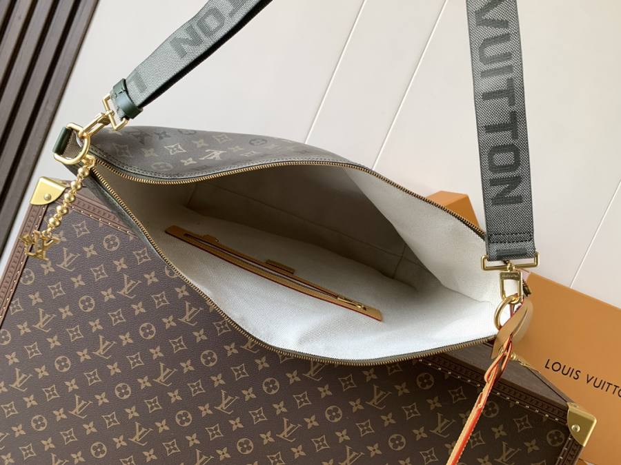 Louis Vuitton Handbag M27181 D2DA