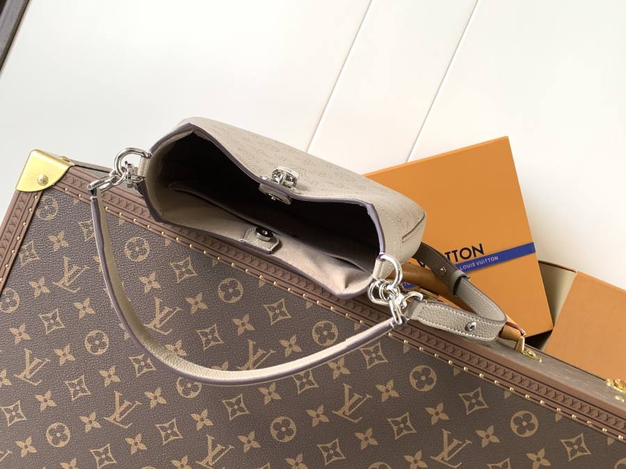 Louis Vuitton Handbag M27336 0651