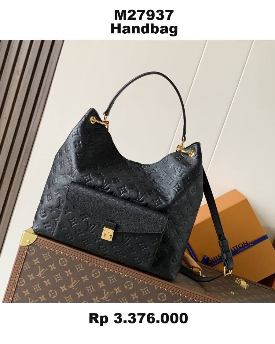 Louis Vuitton Handbag M27937 42DD