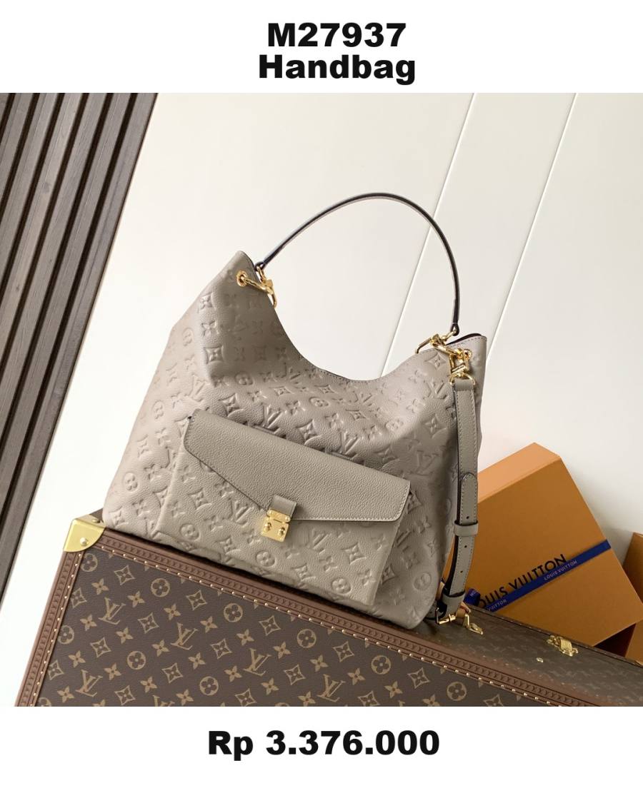 Louis Vuitton Handbag M27937 4B45