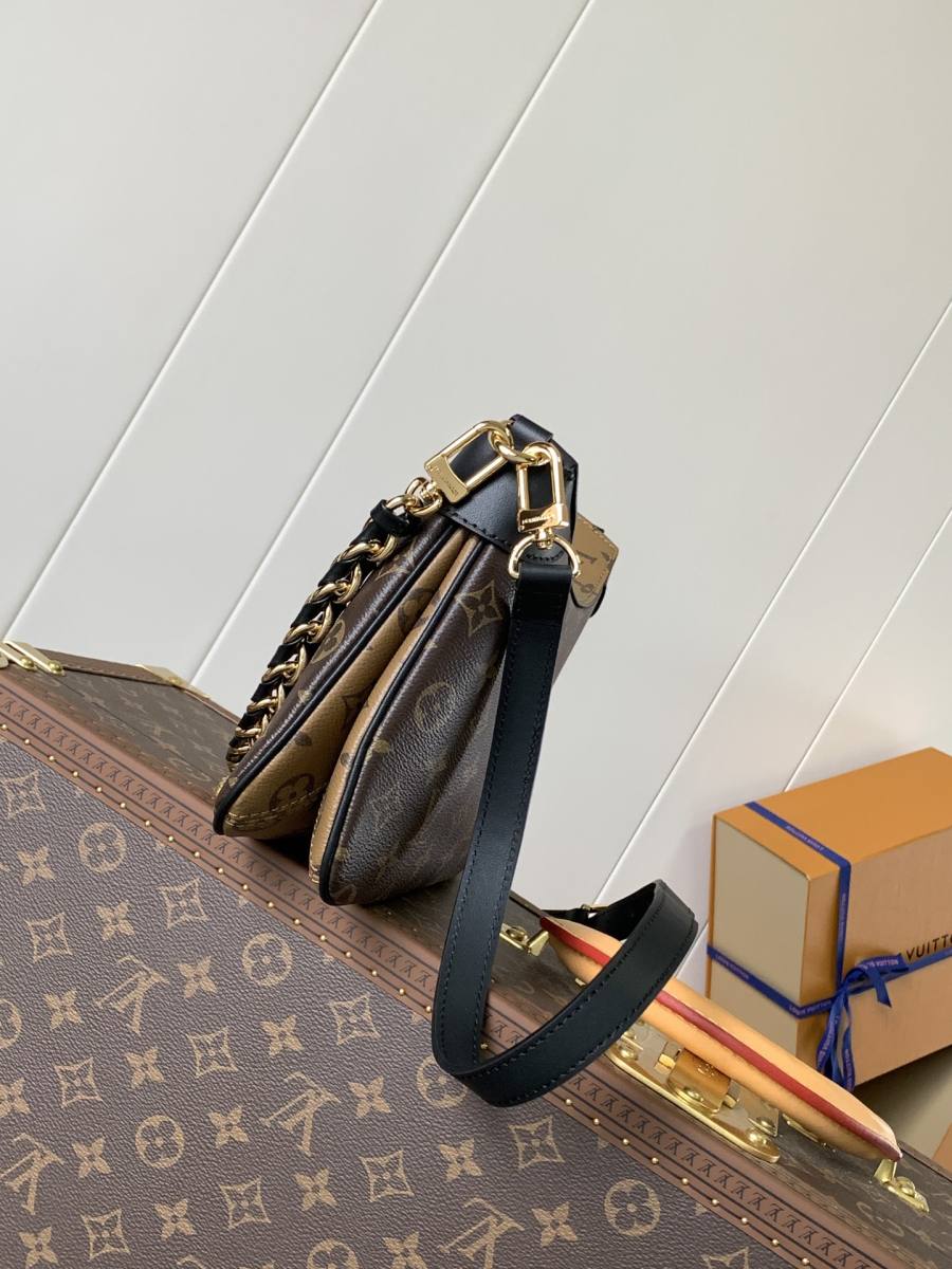 Louis Vuitton Handbag M46659 BDE4