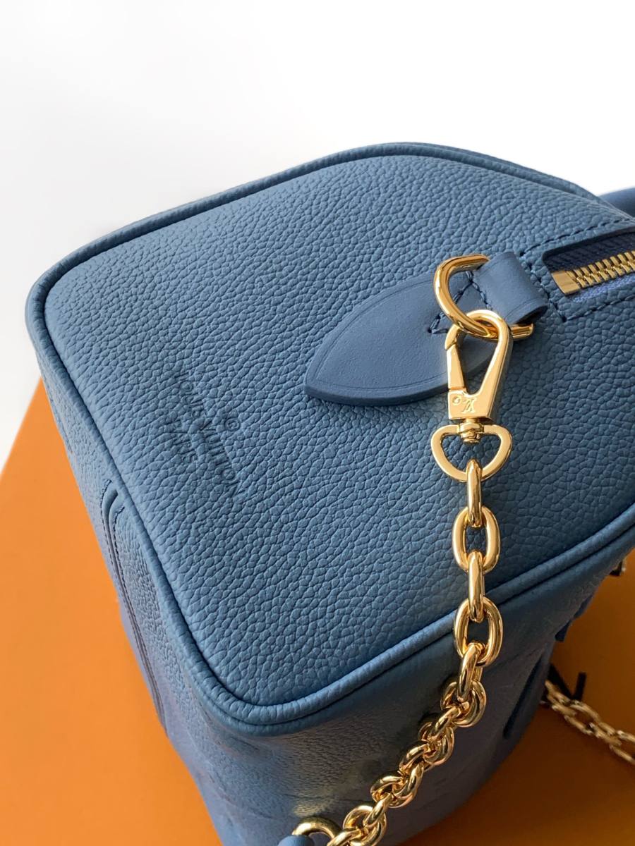 Louis Vuitton Handbag M46883 B89D