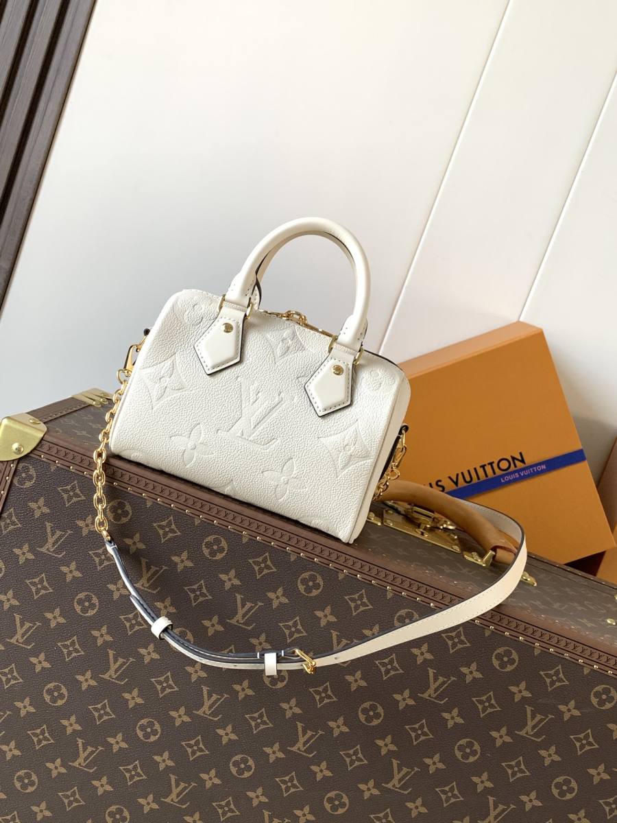 Louis Vuitton Handbag M58954 847C