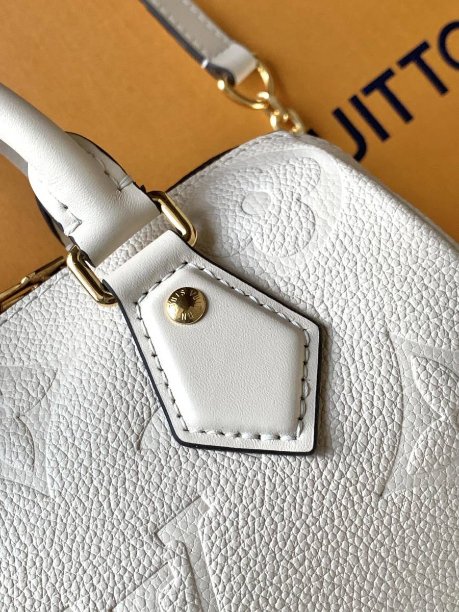 Louis Vuitton Handbag M58954 847C