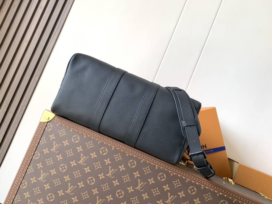 Louis Vuitton Keepall Bandoulière 35 M15249 35 x 19 x 16 15C4