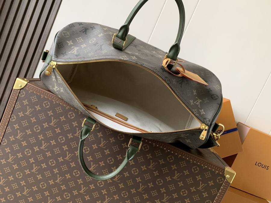 Louis Vuitton Keepall Bandoulière 50 M26959 50 x 29 x 22 DD70