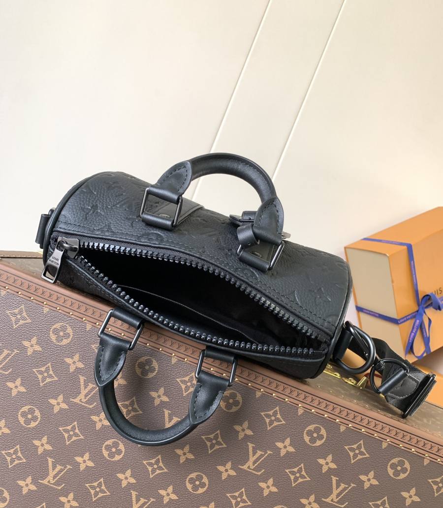 Louis Vuitton Keepall M20900 3B46
