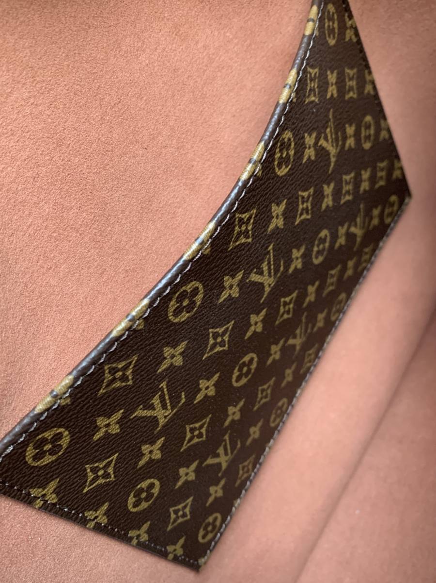 Louis Vuitton Lockit MM M26494 30 x 22 x 12 550B