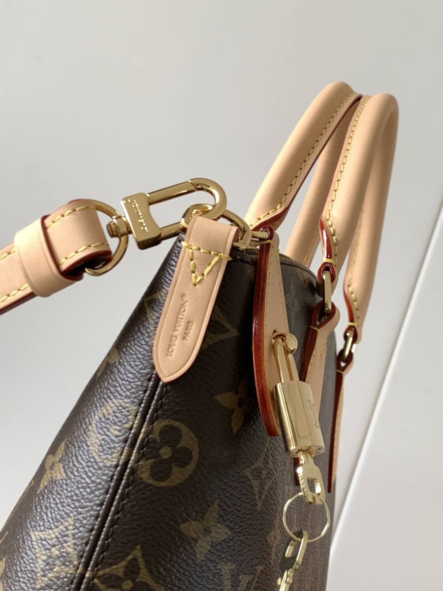 Louis Vuitton Lockit MM M26532 30 x 22 x 12 C689