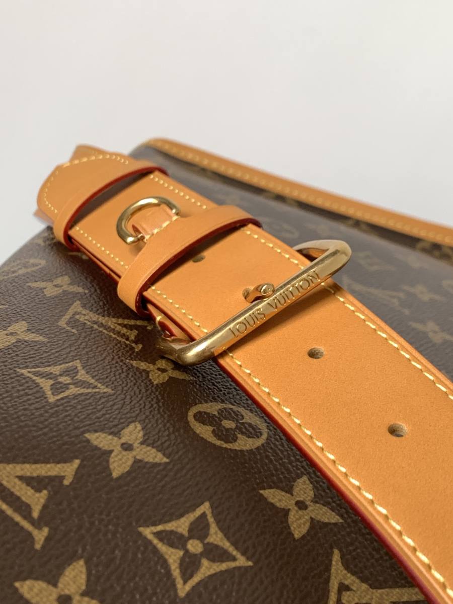 Louis Vuitton Messenger M14723 9C79