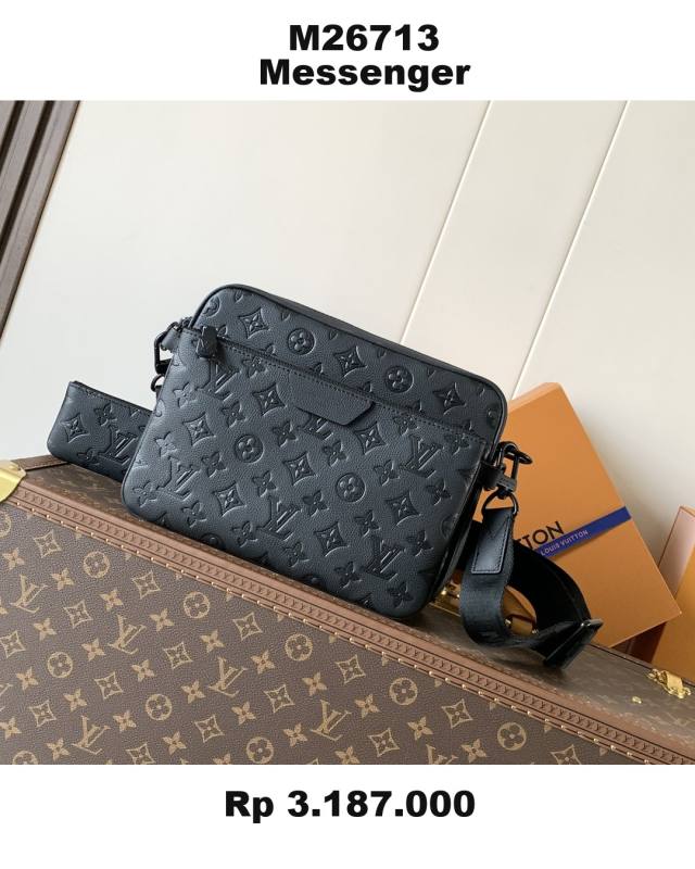 Louis Vuitton Messenger M26713 5DBC