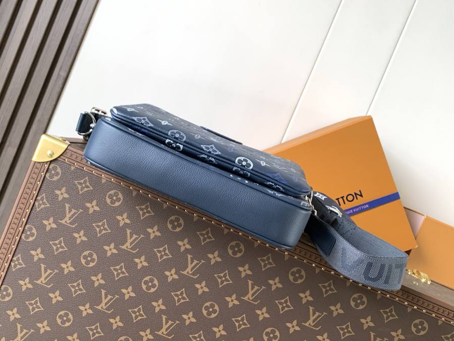 Louis Vuitton Messenger M28618 EB33