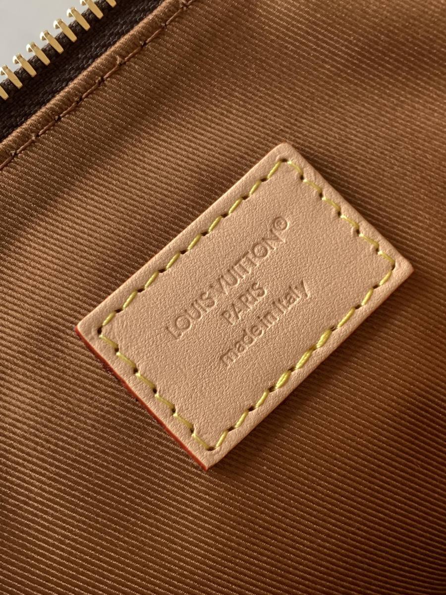 Louis Vuitton Multipass M27825 22 x 15 x 8 5AC5