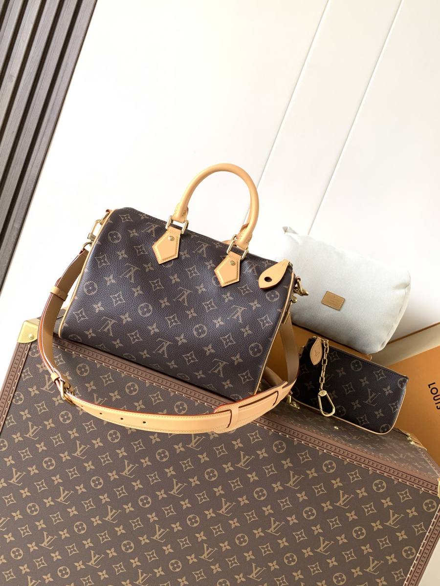 Louis Vuitton OnTheGo GM M15242 41 x 34 x 19 70D8