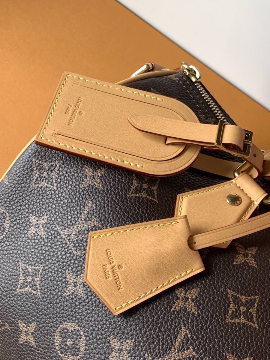 Louis Vuitton OnTheGo GM M15242 41 x 34 x 19 70D8