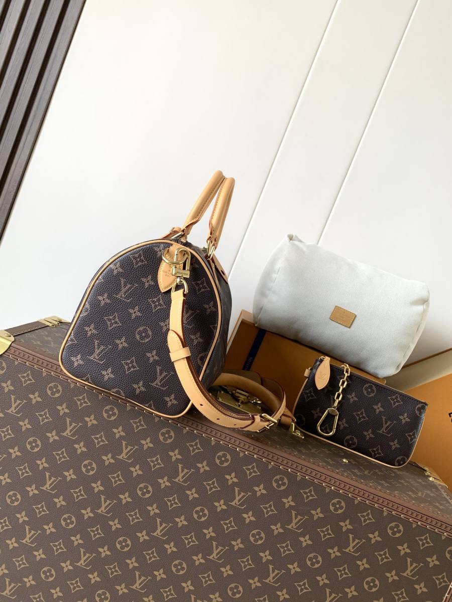 Louis Vuitton OnTheGo GM M15242 41 x 34 x 19 70D8