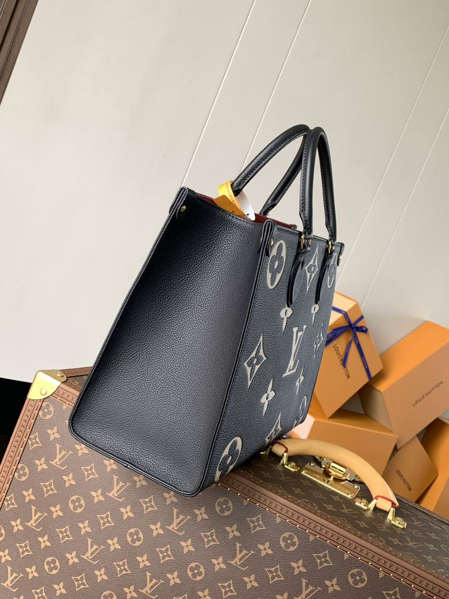 Louis Vuitton OnTheGo MM M45495 35 x 27 x 14 A23A