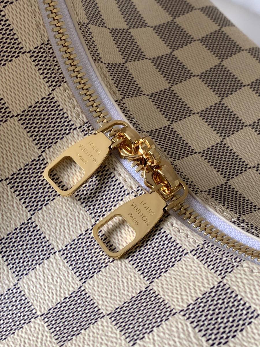 Louis Vuitton Slouchy MM M00126 32 x 24 x 12 B07D