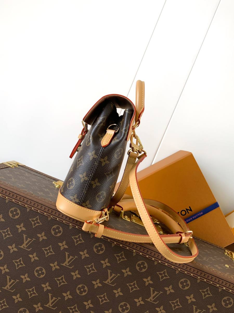 Louis Vuitton Soho Mini M14651 18 x 16 x 8 3BCF