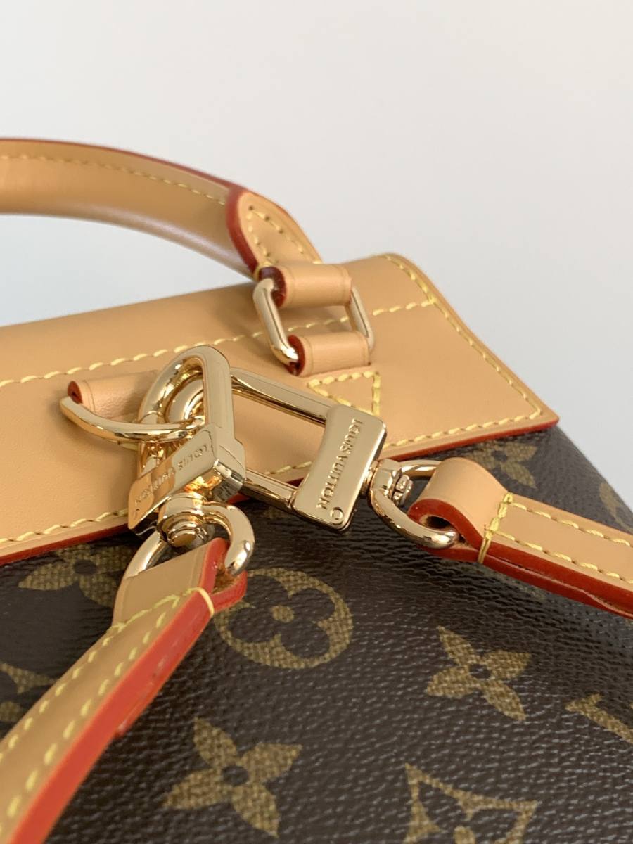 Louis Vuitton Soho Mini M14651 18 x 16 x 8 3BCF