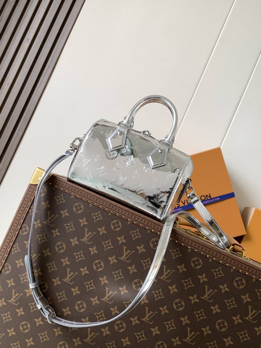 Louis Vuitton Speedy Bandoulière 20 M11987 20.5 x 13.5 x 12 C8AF