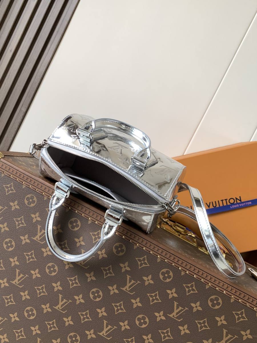 Louis Vuitton Speedy Bandoulière 20 M11987 20.5 x 13.5 x 12 C8AF