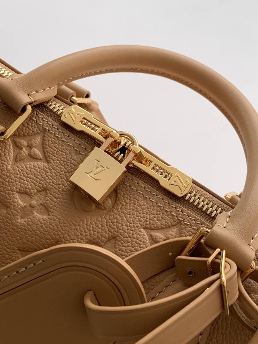 Louis Vuitton Speedy Soft 30 M11323 30 x 21 x 17 F506