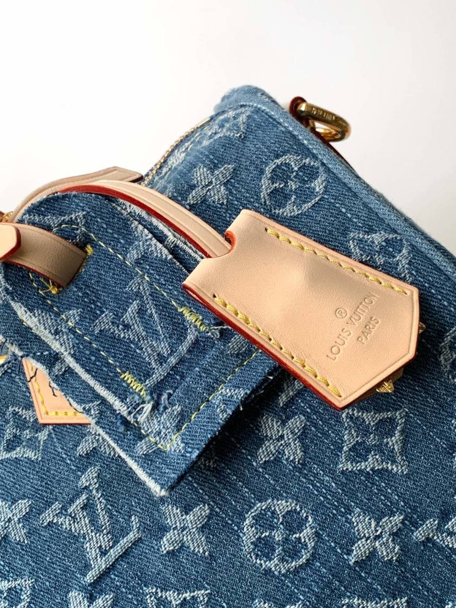 Louis Vuitton Speedy Soft 30 M14430 30 x 21 x 17 28A4
